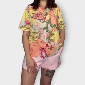 Vintage 1990s Botanical Hawaiian Style, Rayon Short Sleeve Button Down, Blouse